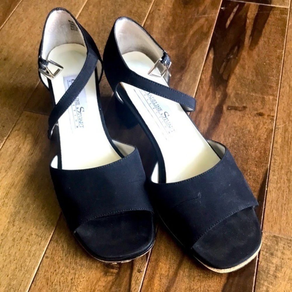 Madeline Stuart Collection Basil Heels‎ 6.5 EUC